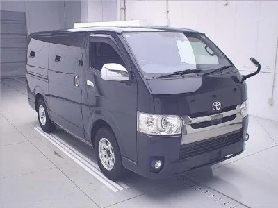 TOYOTA HIACE VAN