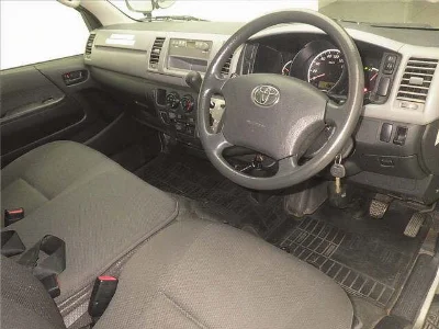 TOYOTA REGIUS ACE VAN