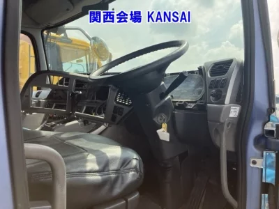 NISSAN DIESEL (UD) QUON