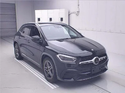 MERCEDES BENZ GLA