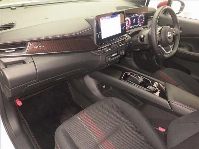 NISSAN AURA