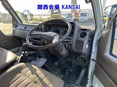 TOYOTA DYNA