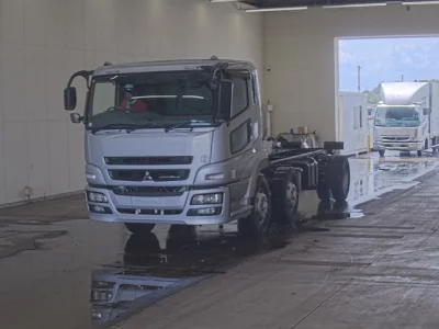 MITSUBISHI FUSO SUPER GREAT