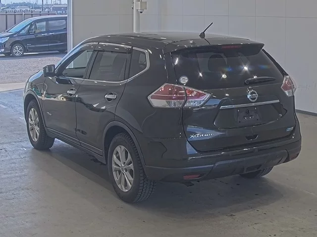 Nissan X-Trail  с аукциона в Японии