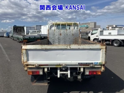 MITSUBISHI CANTER