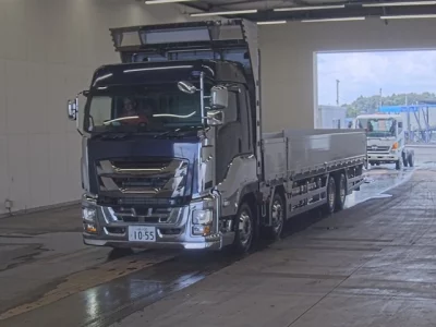 ISUZU GIGA