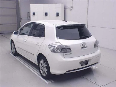 TOYOTA BLADE