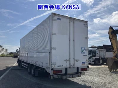 ISUZU GIGA