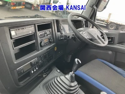 ISUZU GIGA