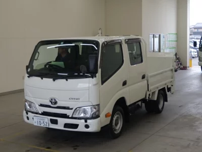 TOYOTA DYNA