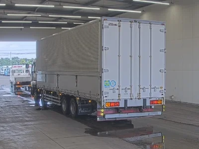 ISUZU GIGA