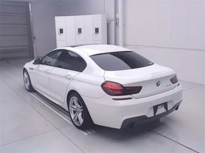BMW 6 SERIES