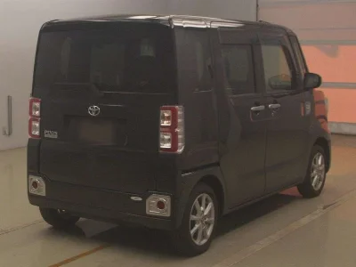TOYOTA PIXIS MEGA