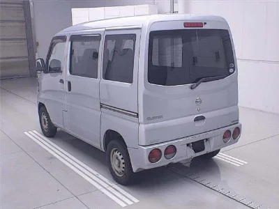 NISSAN CLIPPER