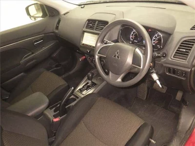 MITSUBISHI RVR