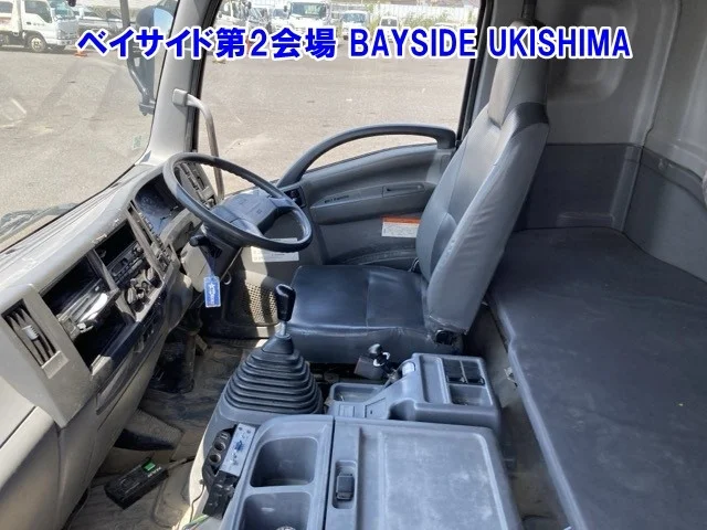 Isuzu Forward  с аукциона в Японии