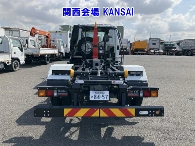 MITSUBISHI FUSO FIGHTER
