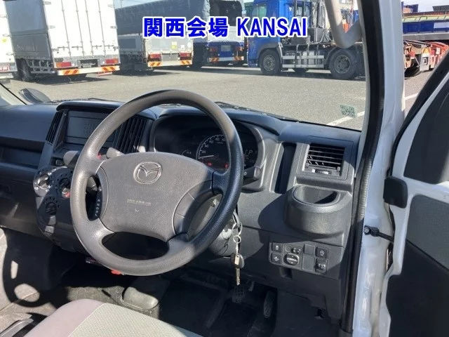 Mazda Bongo  с аукциона в Японии