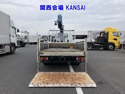 MITSUBISHI CANTER