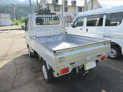 NISSAN CLIPPER TRUCK
