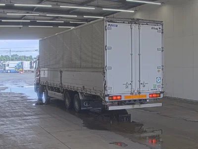 NISSAN DIESEL (UD) QUON