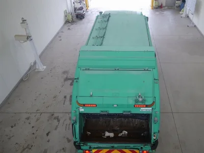 MITSUBISHI CANTER