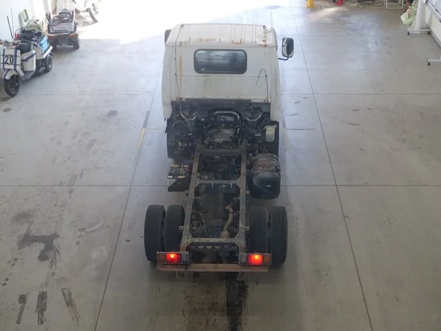 Isuzu Elf  с аукциона в Японии