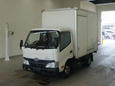 TOYOTA DYNA