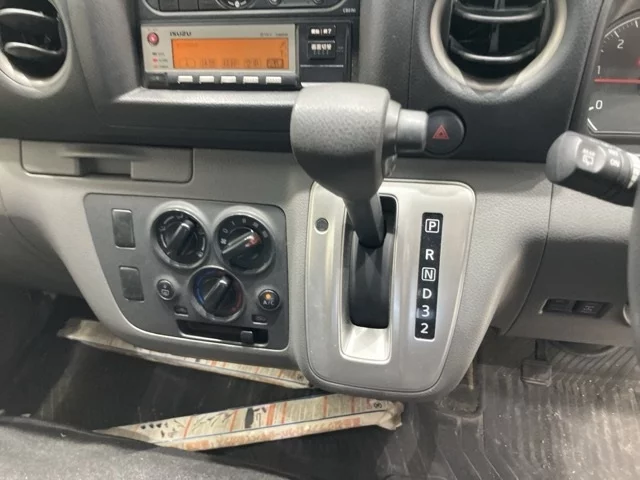 Isuzu Como  с аукциона в Японии
