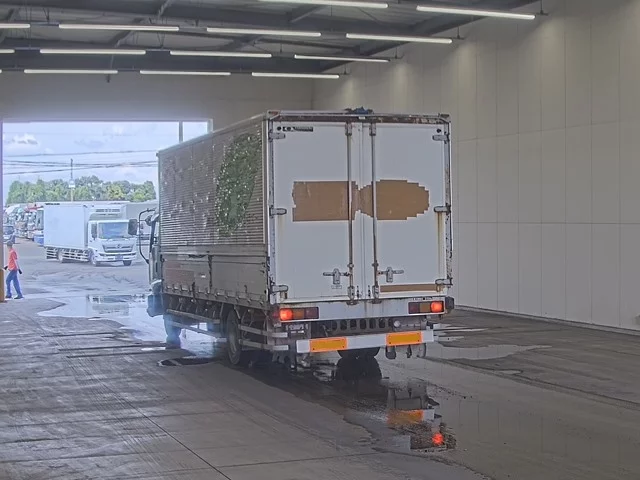 Isuzu Forward  с аукциона в Японии