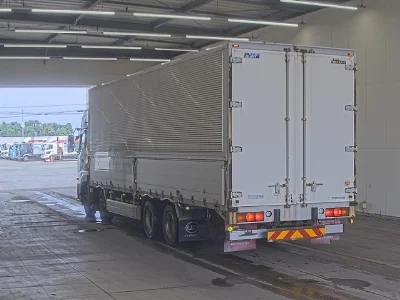 NISSAN DIESEL (UD) QUON