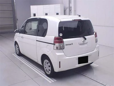 TOYOTA SPADE
