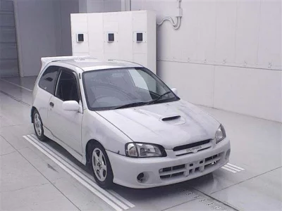 TOYOTA STARLET