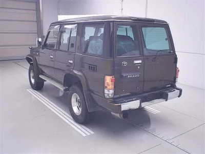 TOYOTA LAND CRUISER PRADO