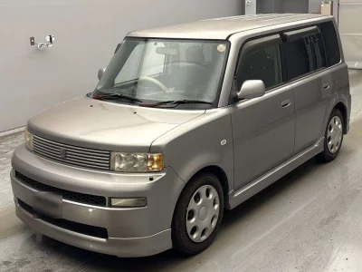 TOYOTA BB