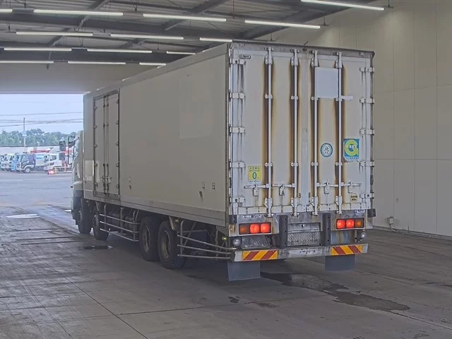 Hino Profia  с аукциона в Японии
