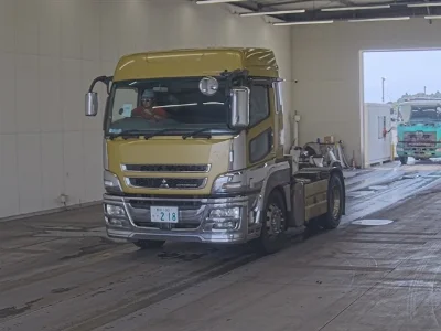 MITSUBISHI FUSO SUPER GREAT