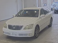 Цена авто Toyota Crown с аукционов Японии, номер кузова GRS182, пробег 73 000, оценка 2