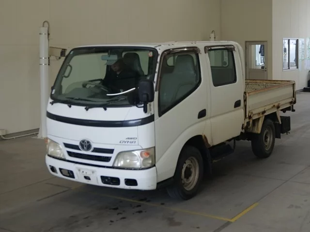 Toyota Dyna  с аукциона в Японии