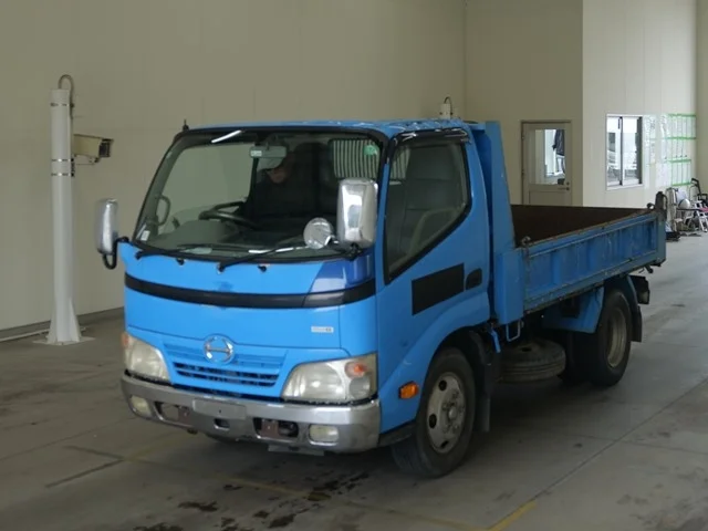 Hino Dutro  с аукциона в Японии