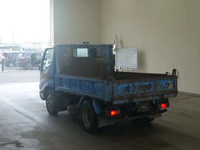 Hino Dutro  с аукциона в Японии