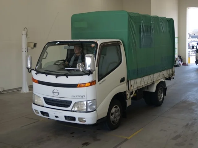 Hino Dutro  с аукциона в Японии