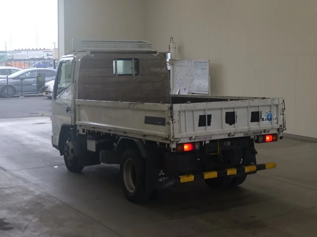 Mitsubishi Fuso Canter  с аукциона в Японии