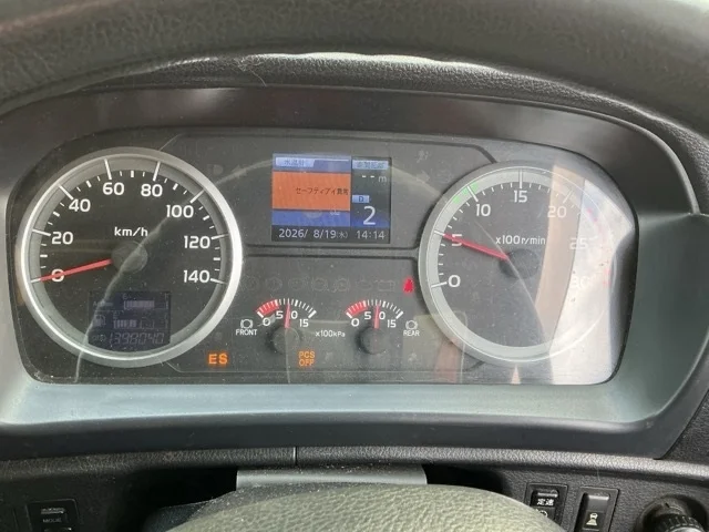 Hino Profia  с аукциона в Японии