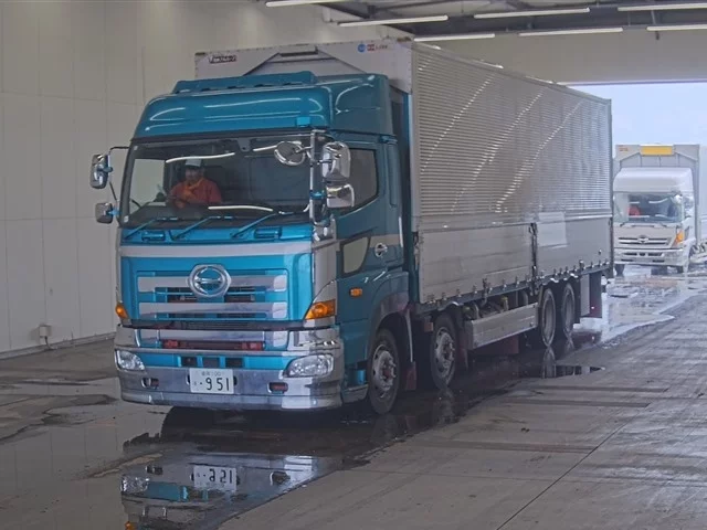 Hino Profia  с аукциона в Японии