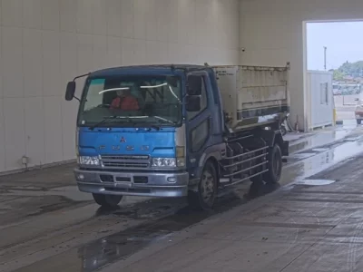 MITSUBISHI FUSO FIGHTER
