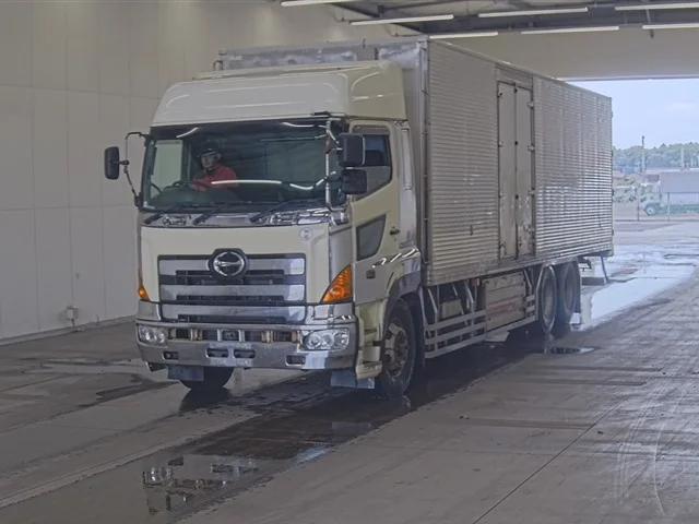 Hino Profia  с аукциона в Японии