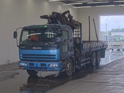 ISUZU GIGA