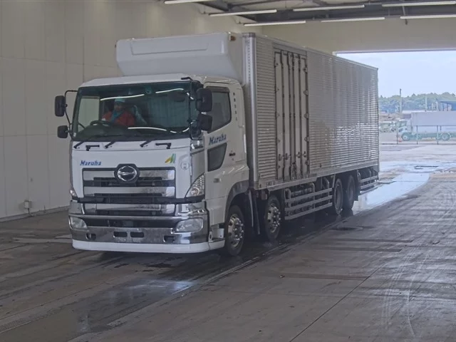 Hino Profia  с аукциона в Японии