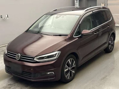 VOLKSWAGEN GOLF TOURAN